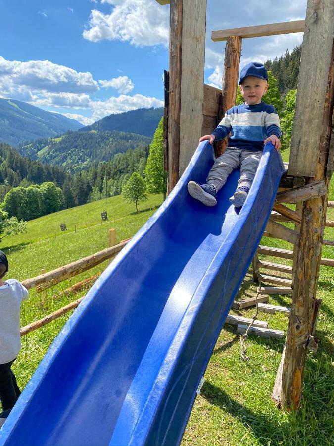 Bio-Bauernhof Grundlehnerhof Guest House Ramsau am Dachstein Eksteriør bilde